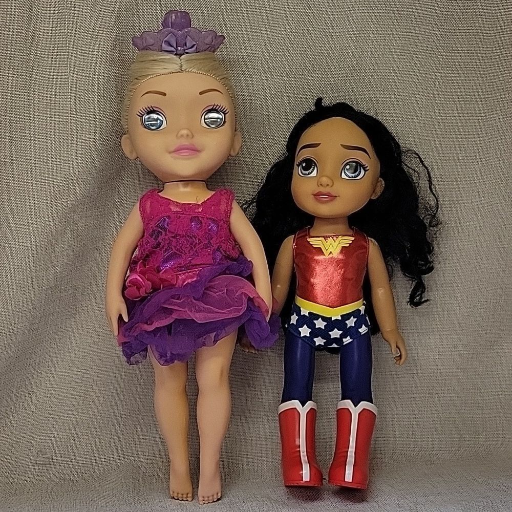 Ballerina‎ Dreamer and Wonder Woman dolls